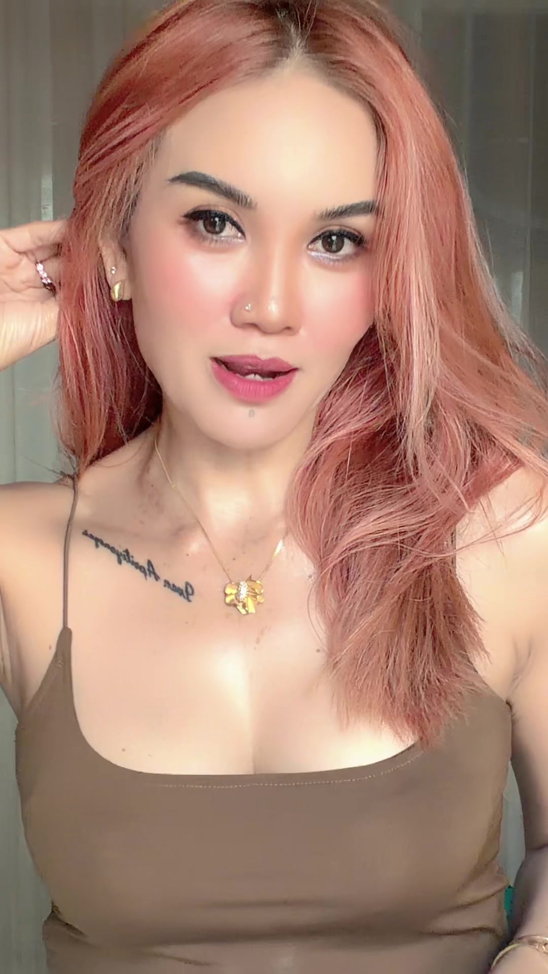 @Lovelyariani