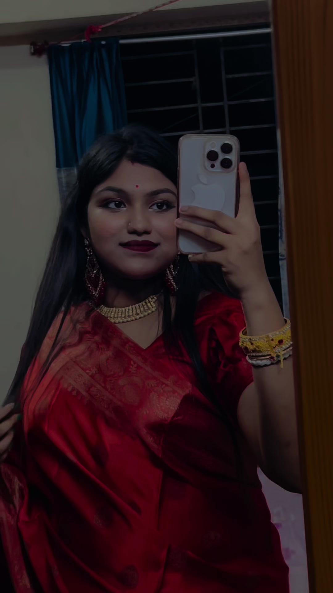 @_anoyesha dey_ (pori)