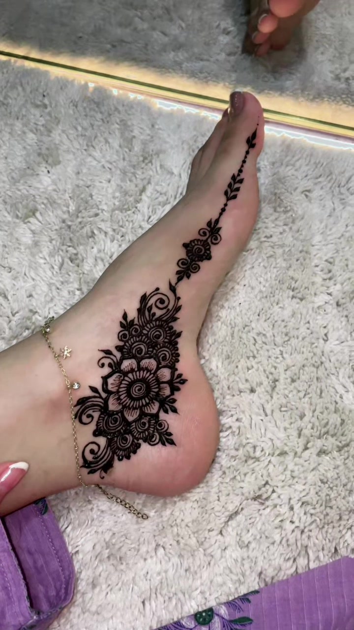 @Henna by Laraib Faisalabad🥀🔥