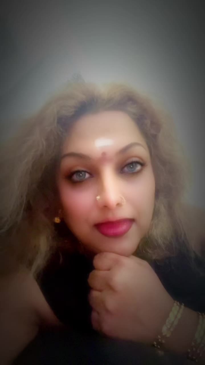 @Shobananava🇨🇦🇱🇰🇸🇬🇳🇬
