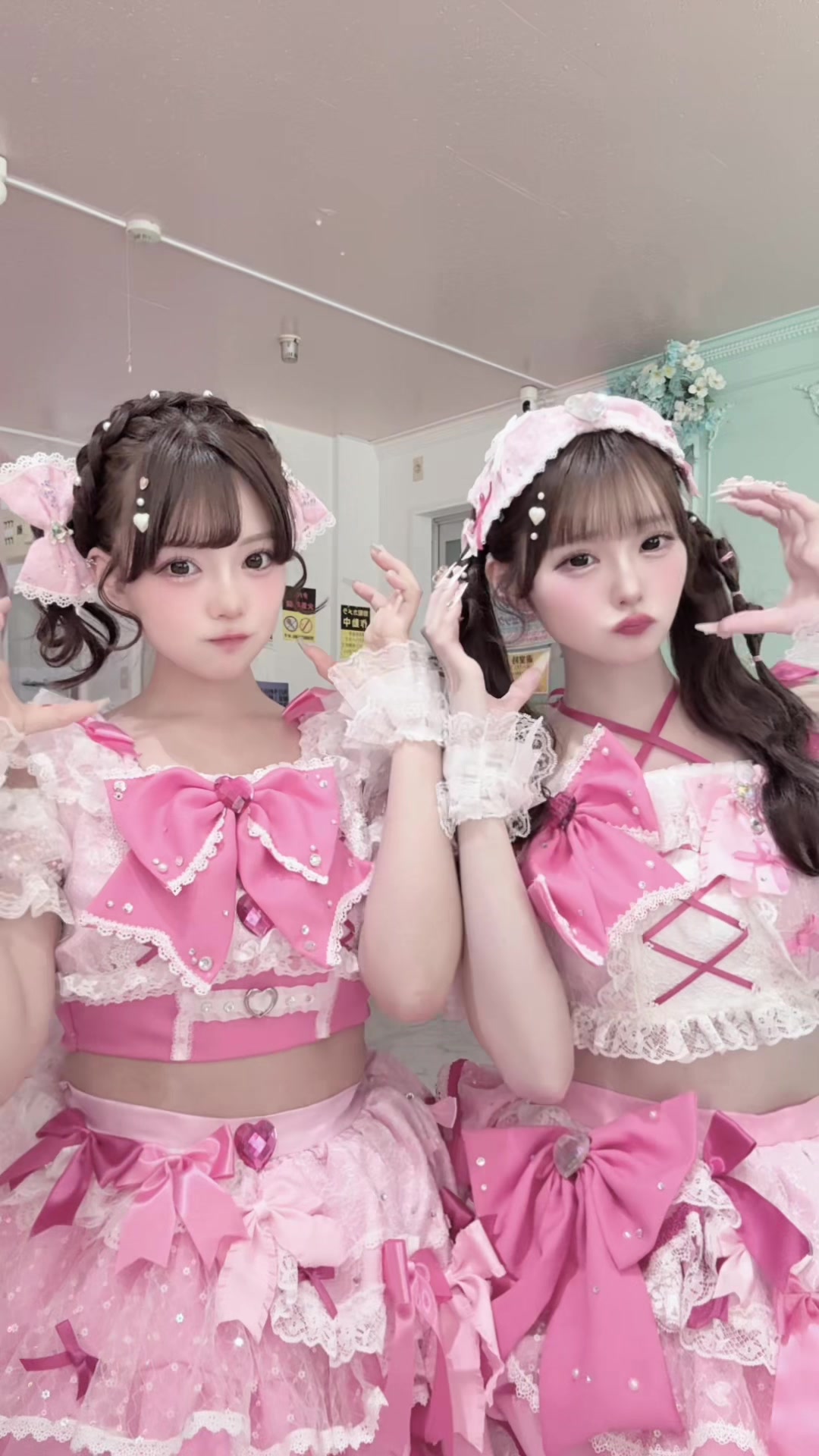 @もにゃ