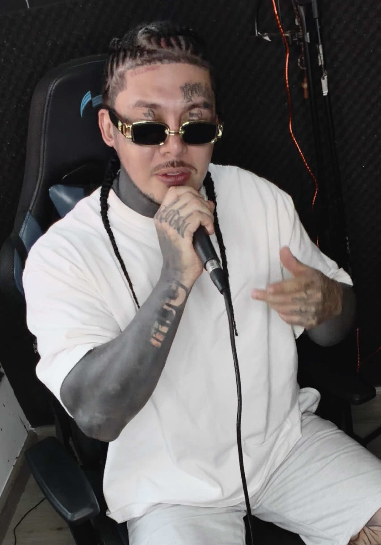 @Oficial Big Stan
