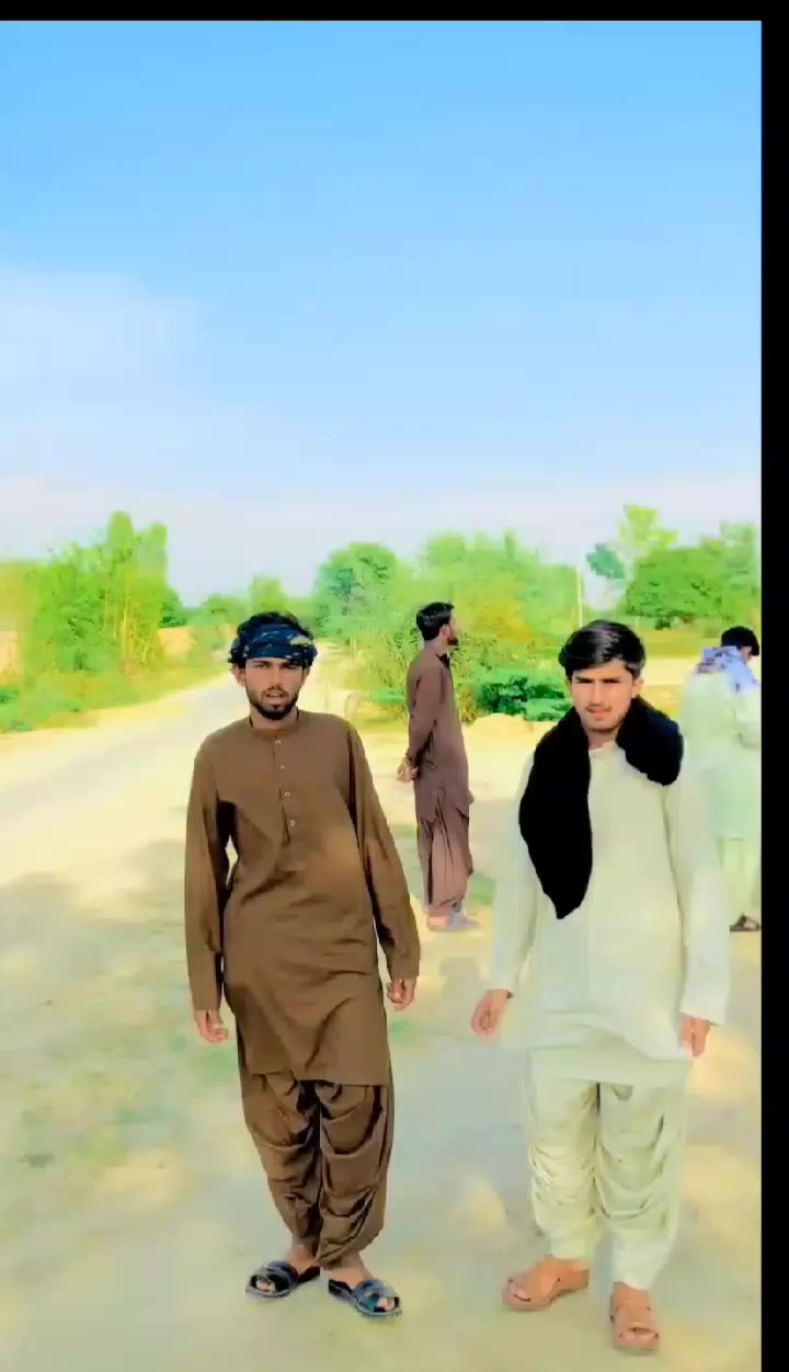 @NAVEED PiTAFi🥷