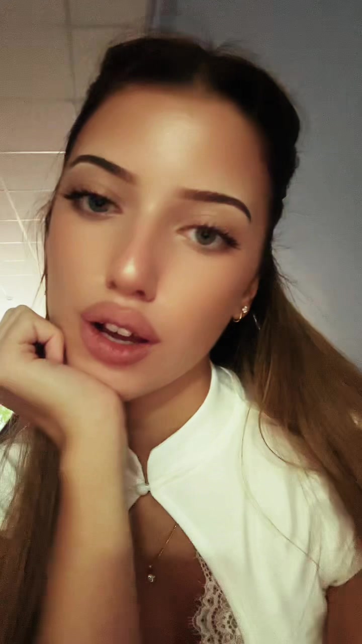@eveelyaaa