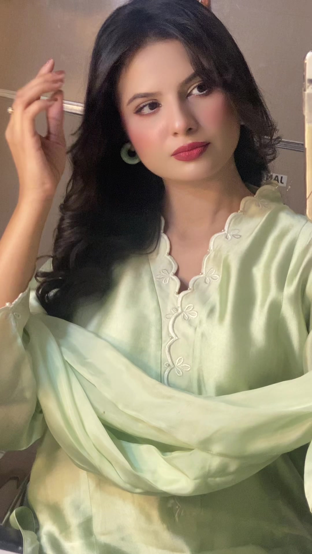 @👑【ماہم زاہد】👑