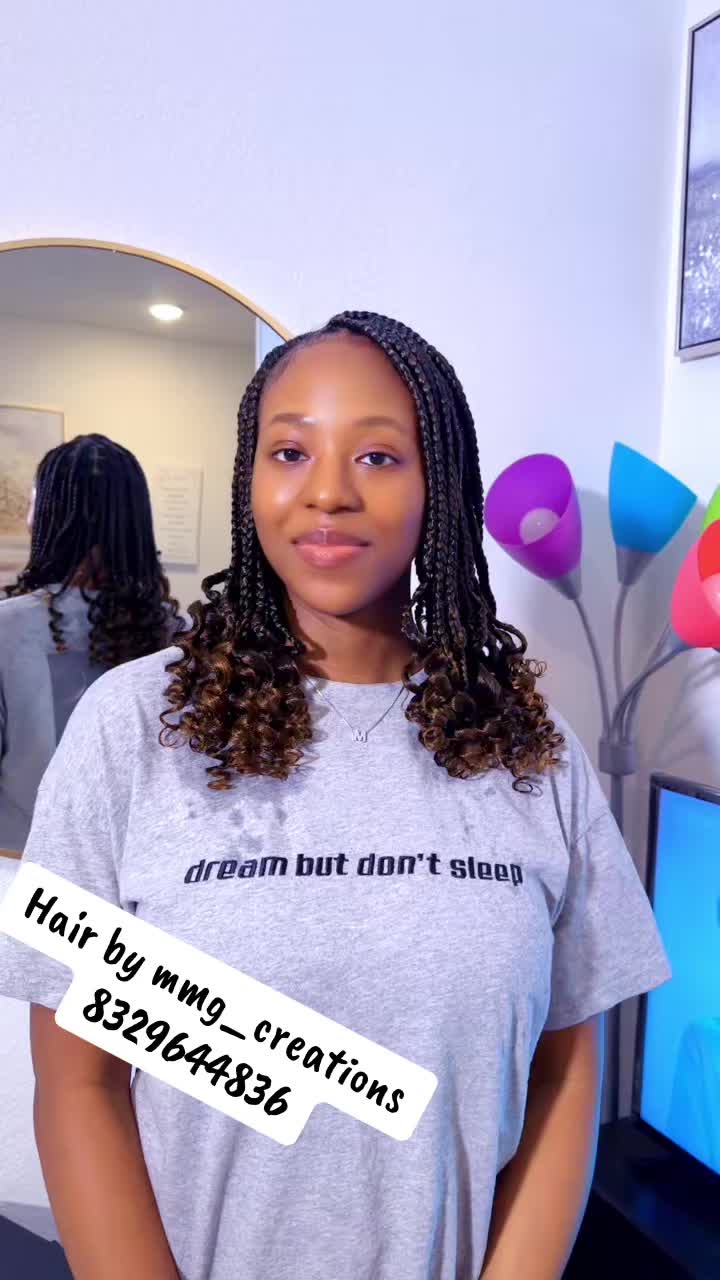 @Rosenberg Makeup/Hair Braider