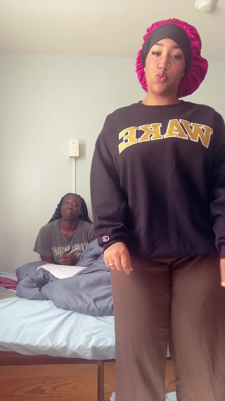 @shanndagoat_