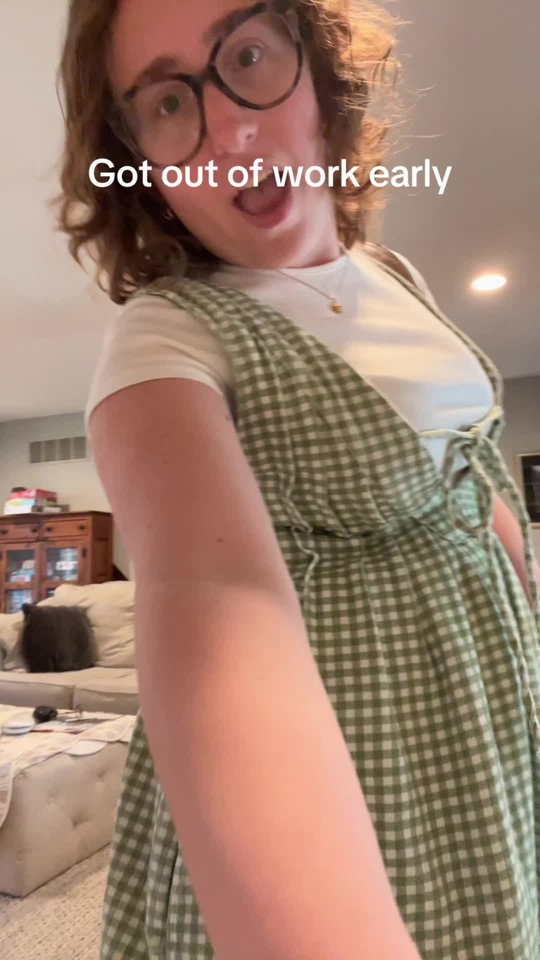 @shepwearsglasses