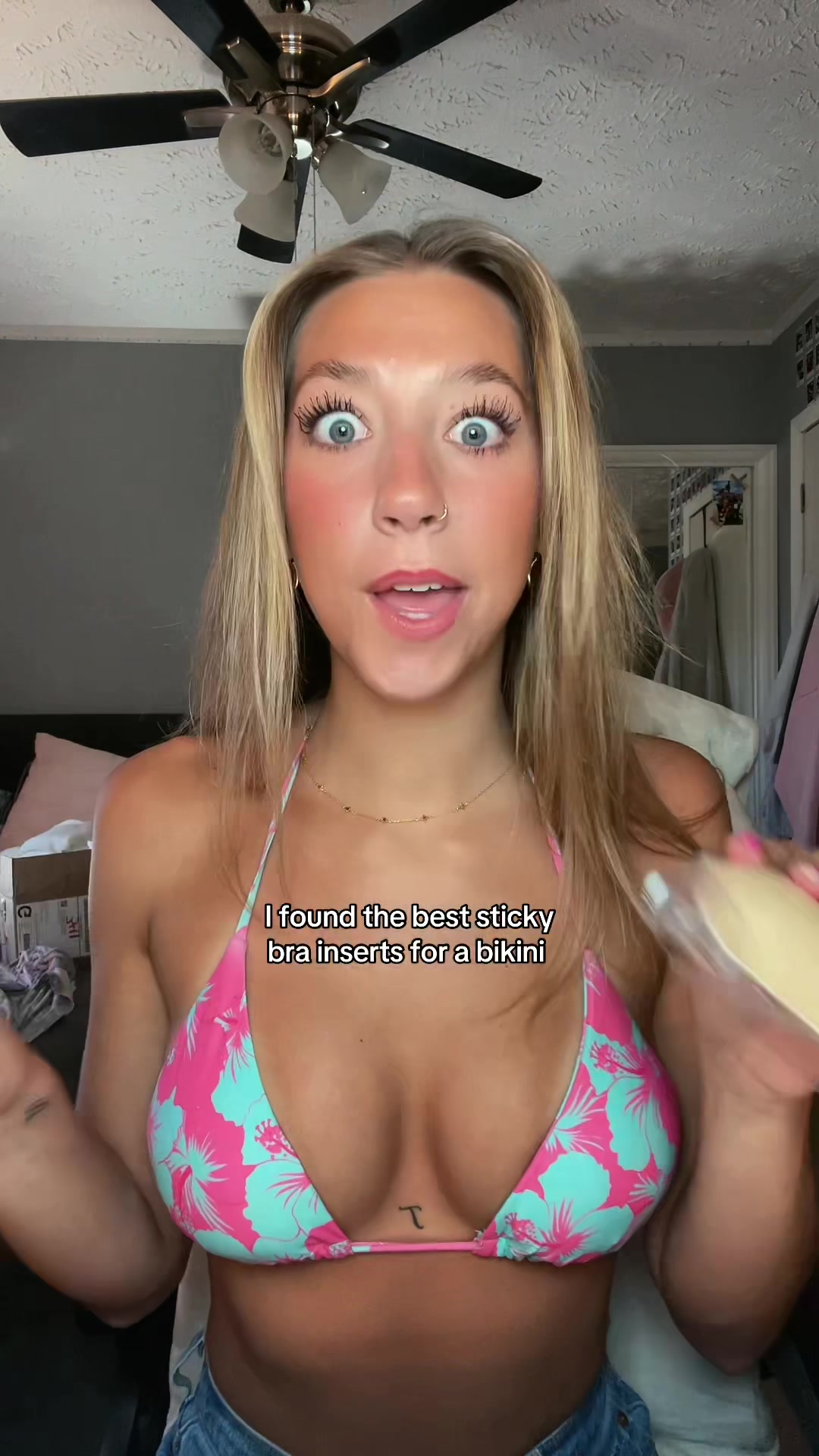 @Tori_Elizabeth
