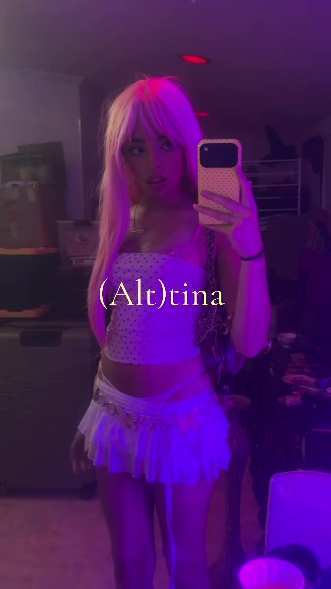 @xovmuffin