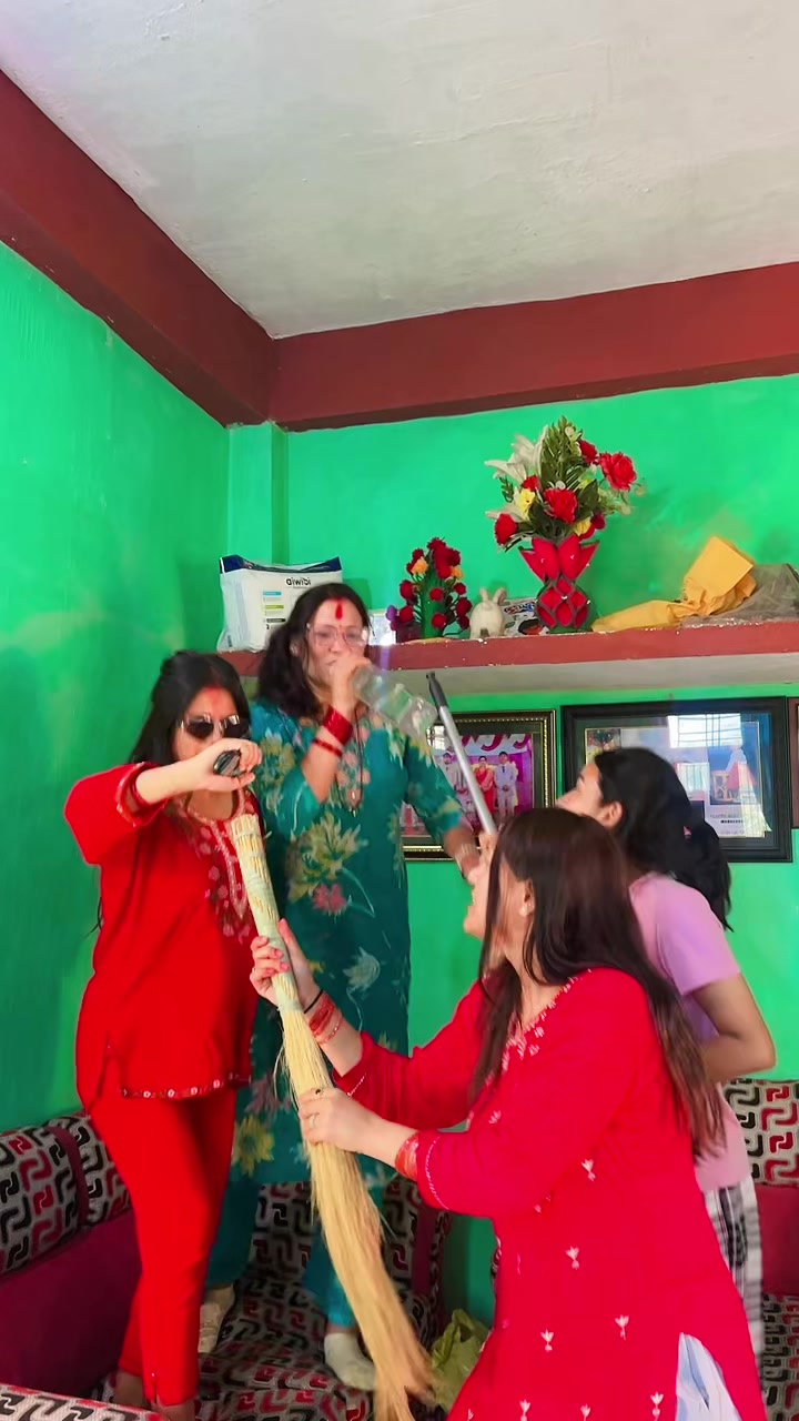 @Merushree&rsquo;s mom