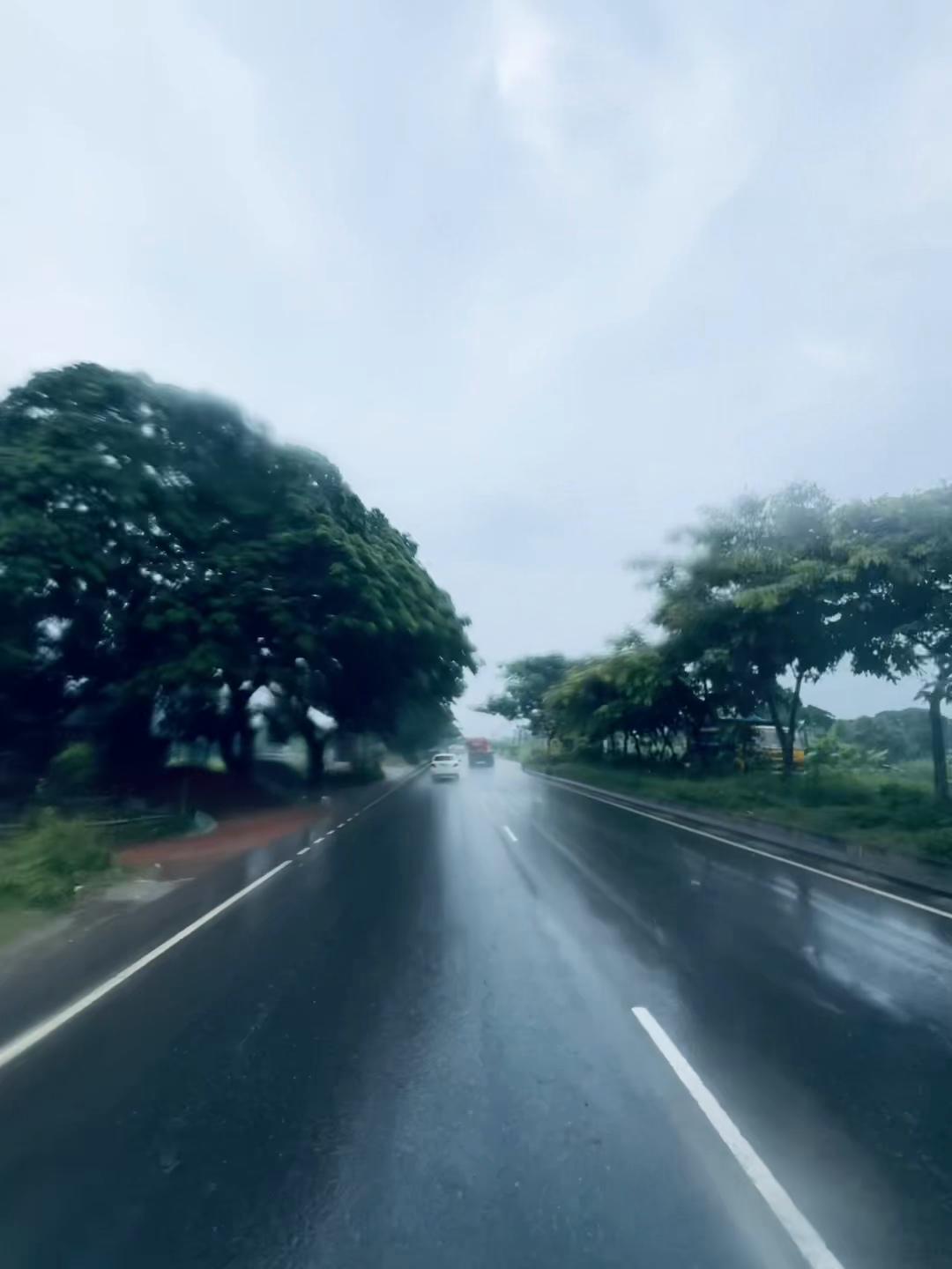 @𝑰𝑴𝑹𝑨𝑵🧃🥂 