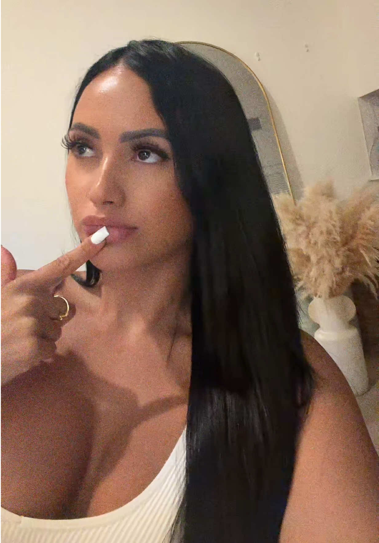 @Pocahontas 🩷🦋 | UGC