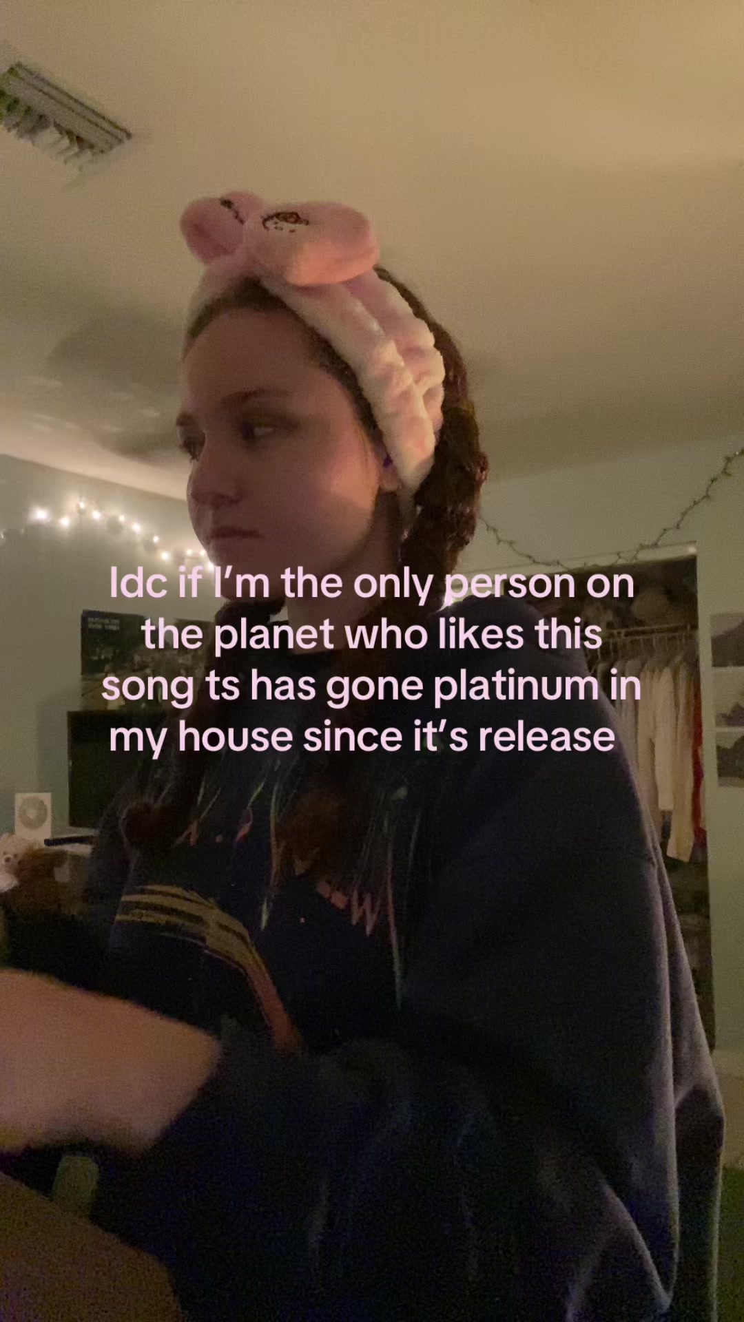 @Emilee ✧𐬺𐬿