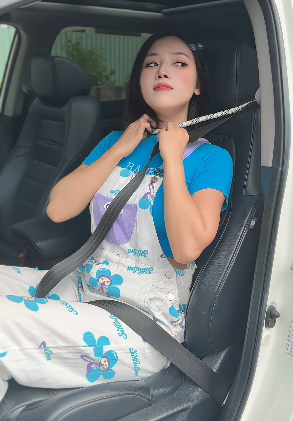 @💋Thảo Lucy💋