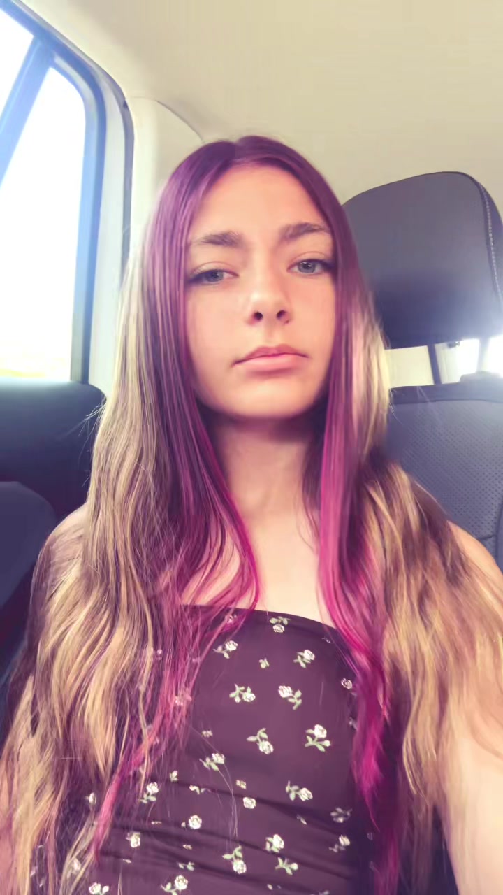 @Livi.🤍💋🥎