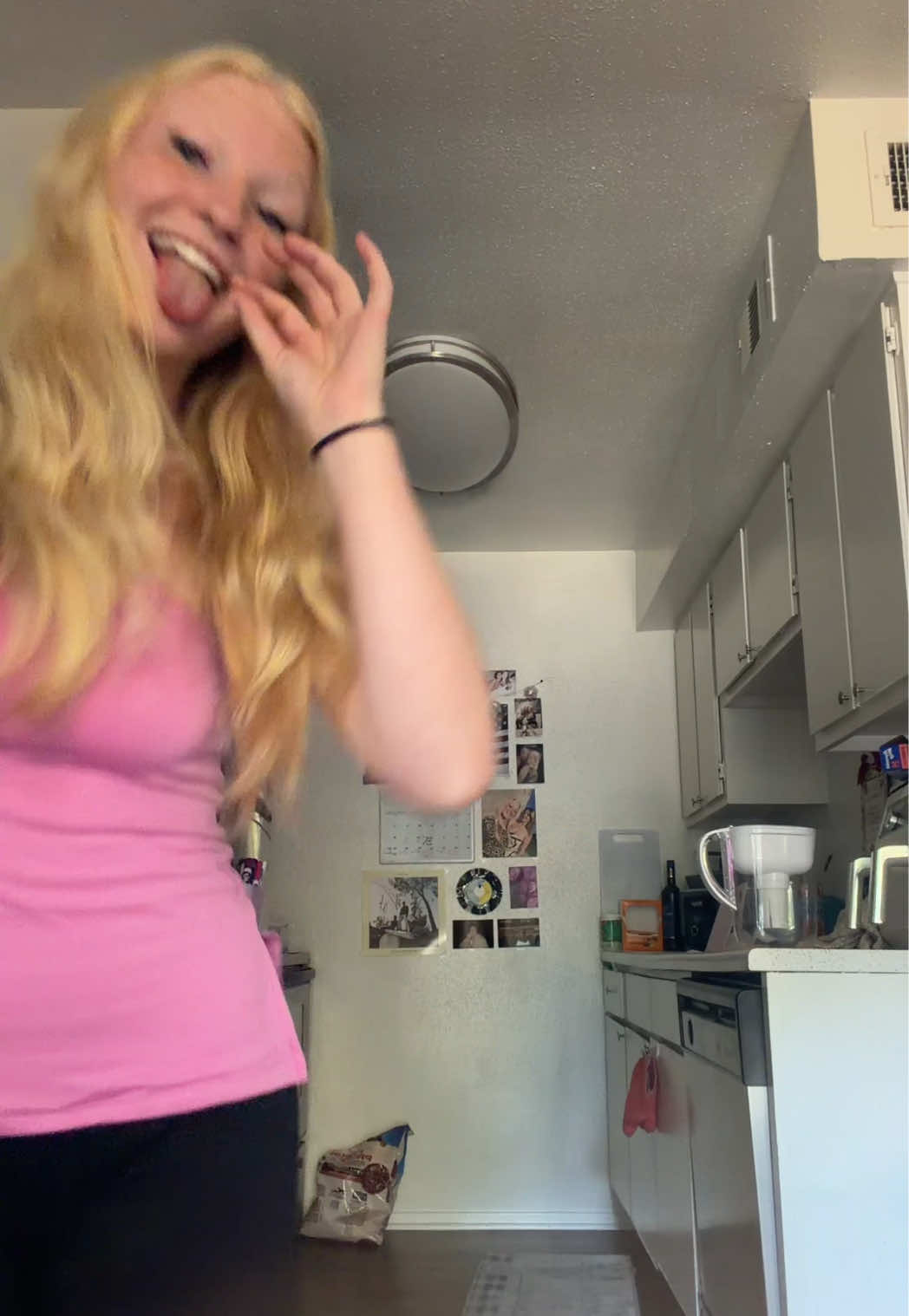 @kelsie