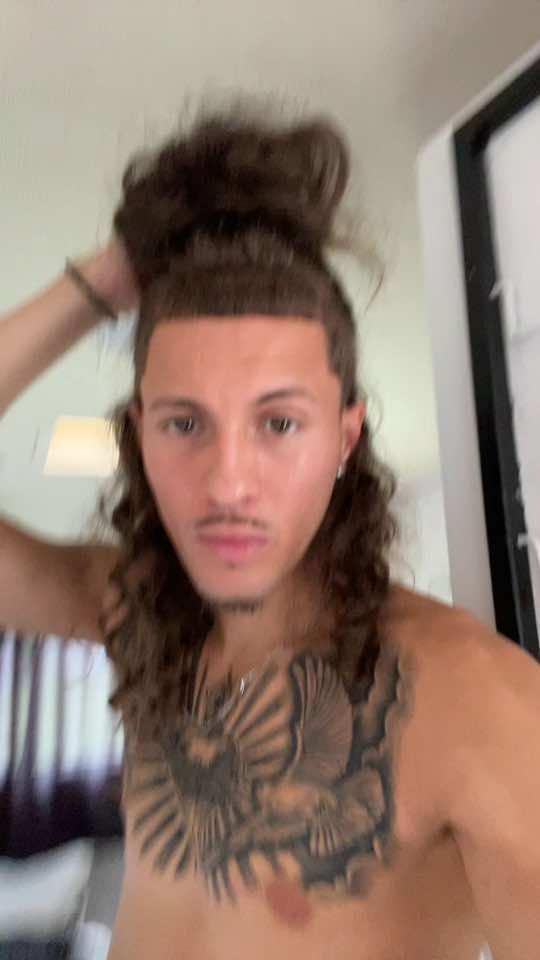 @Javiii