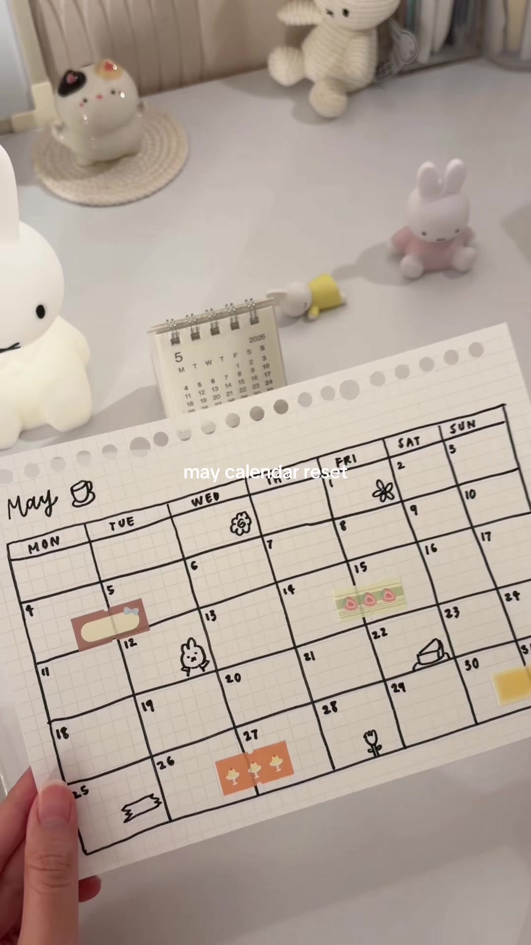@janelle (*˙˘˙)♡