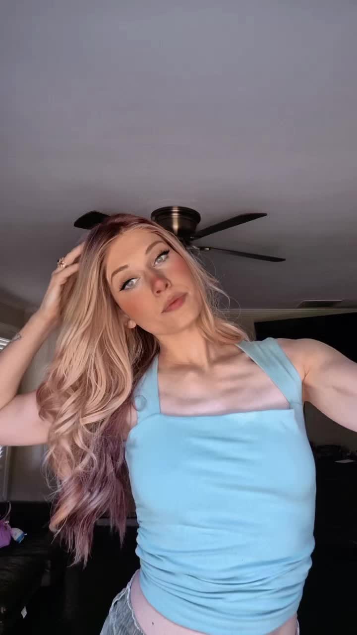 @pinkpixelbarbie