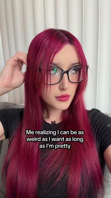 @itslarissatrishelle