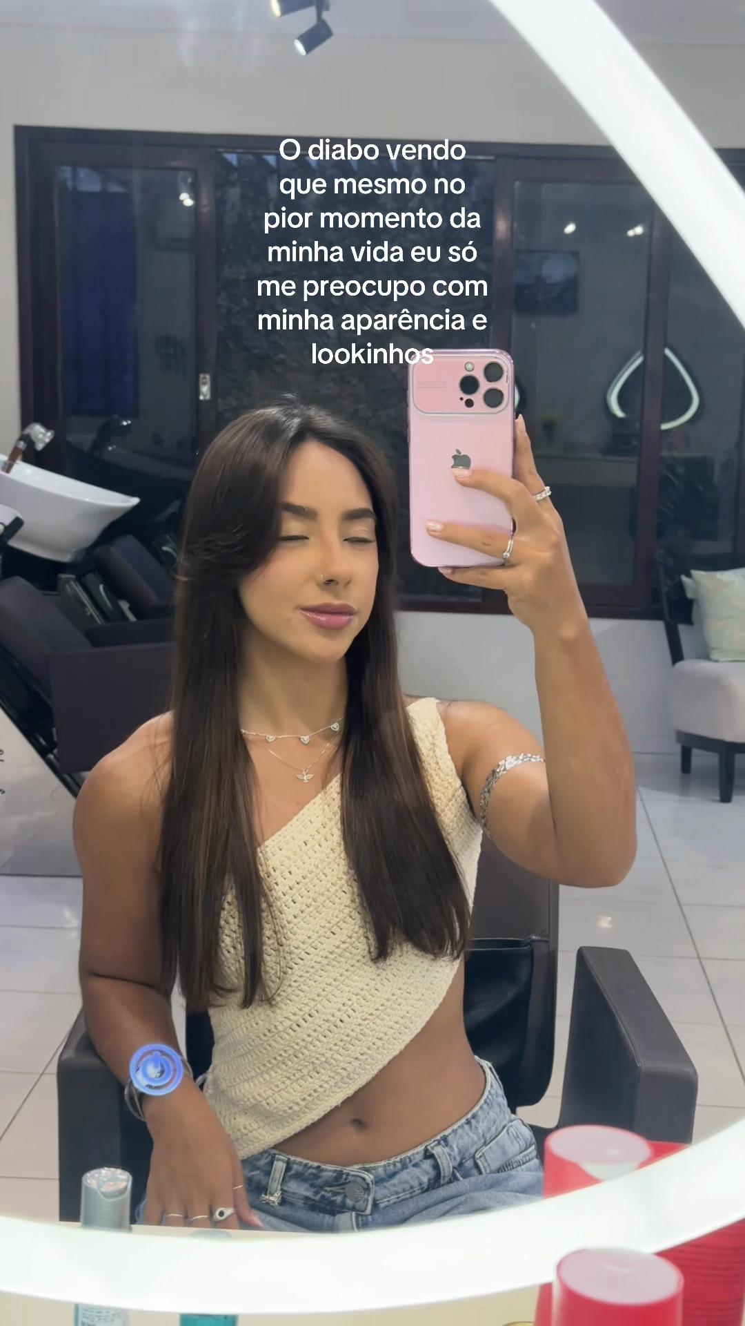 @Larakawanna