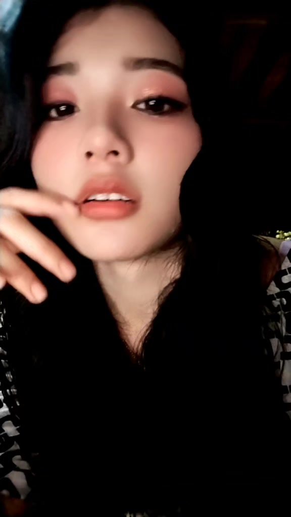 @"cheniecess_🖤