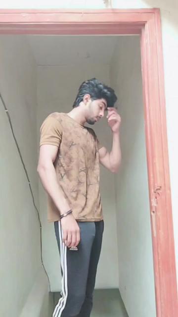 @emikhan1234k01