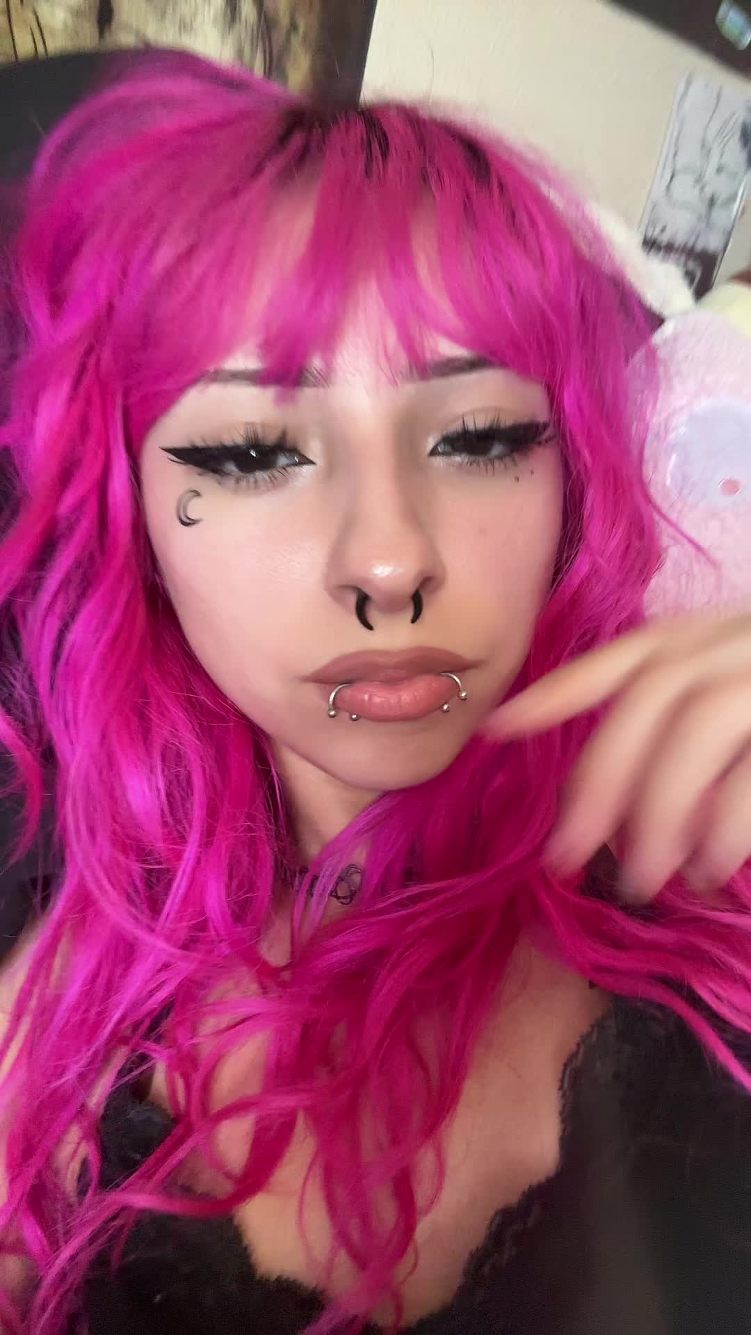 @𖣂 jewelcatx on ig ☽