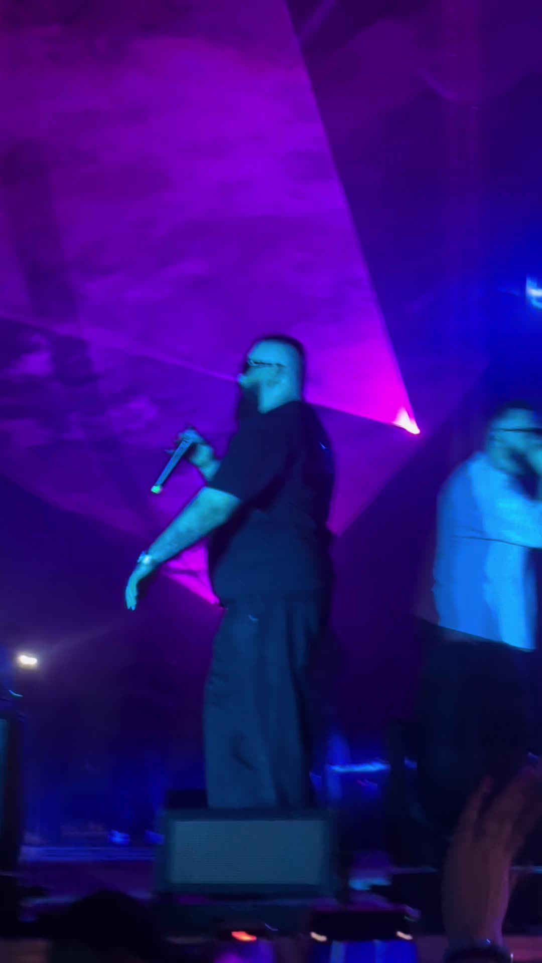 @🪻🦋