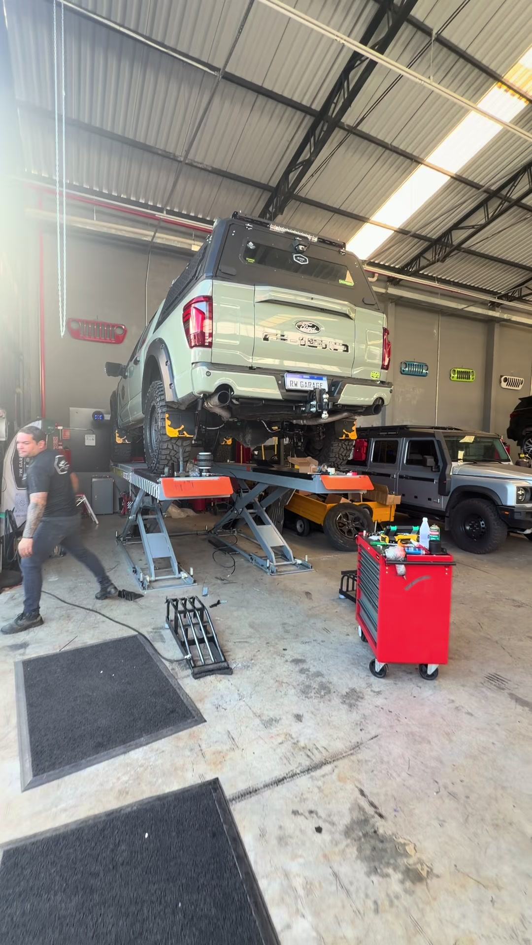 @RW GARAGE