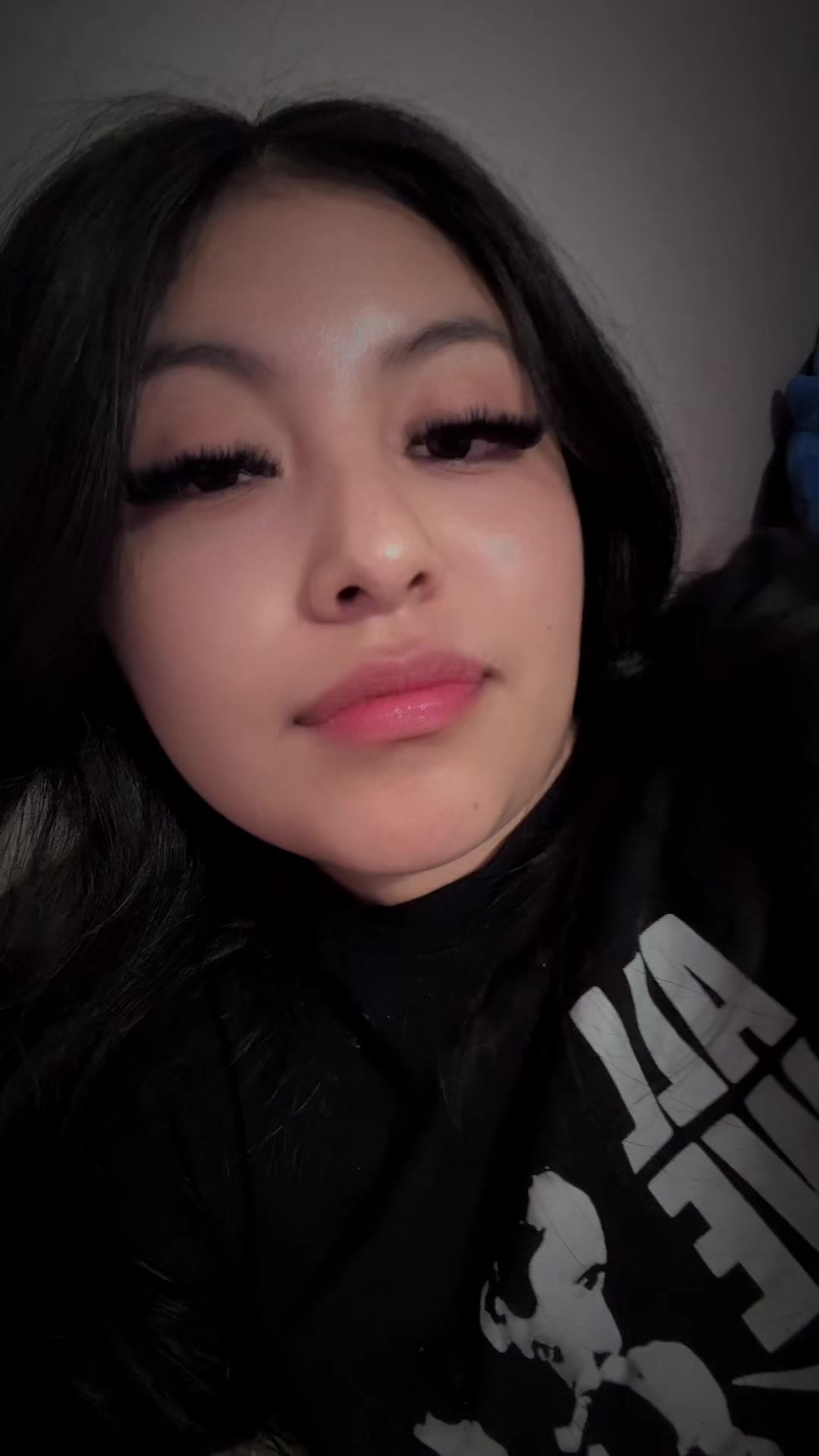 @Yuridia🖤🖤🖤🖤
