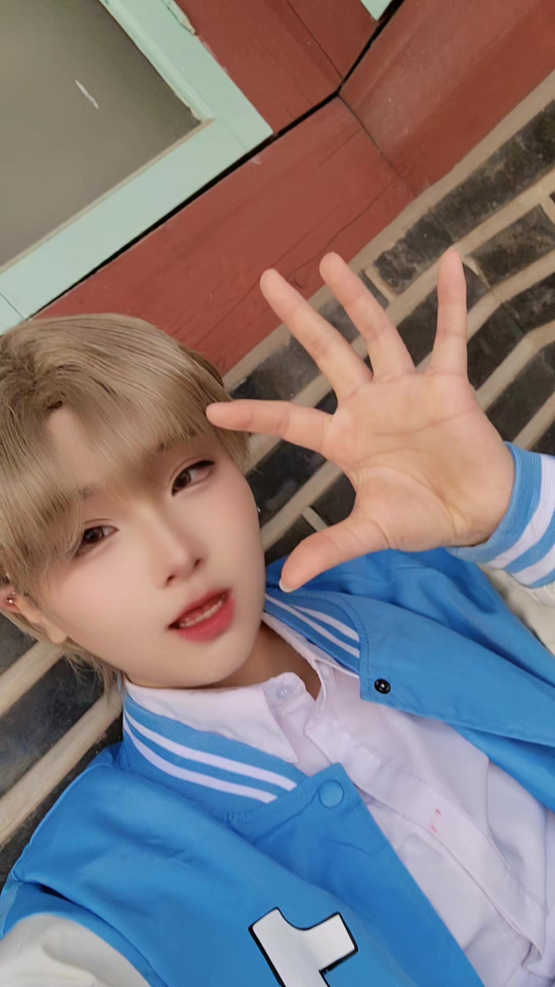 @𝐋𝐈𝐍𝐃𝐀