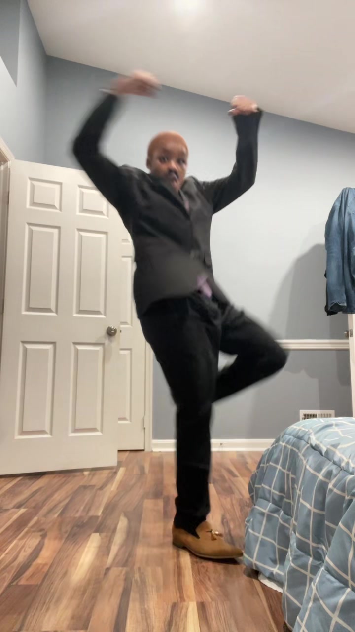 @+×+