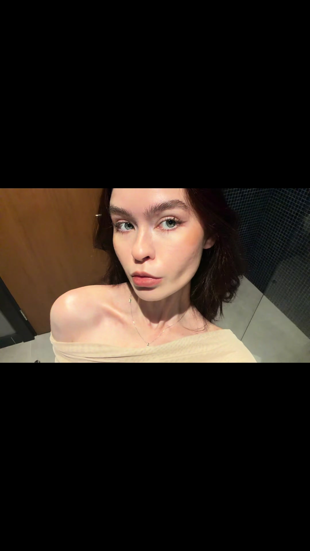 @Кира
