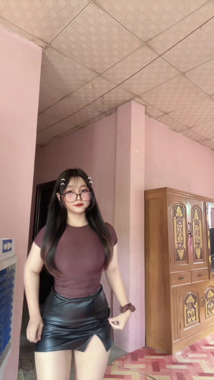 @<3