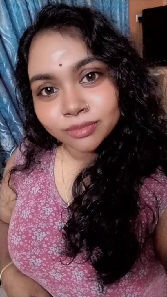 @Nandhini 👑❤️