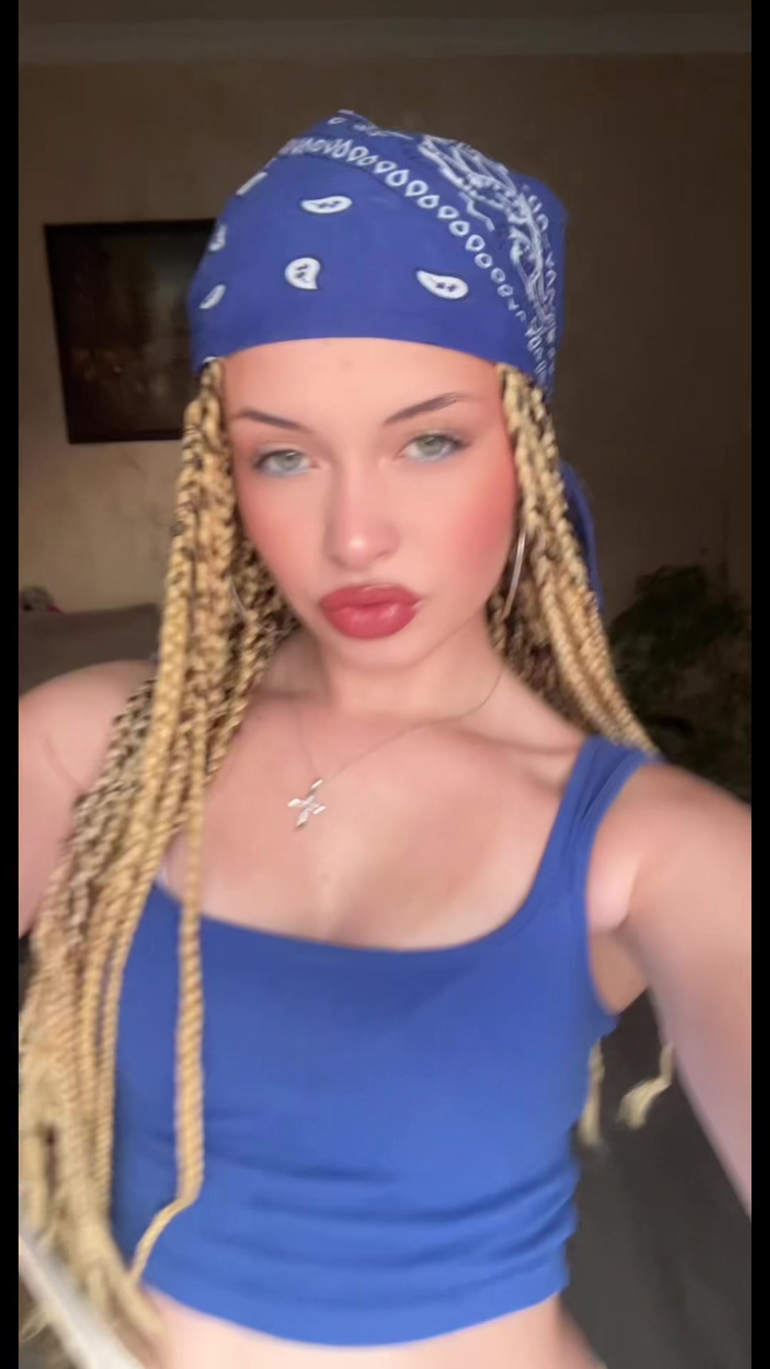 @👸🏽