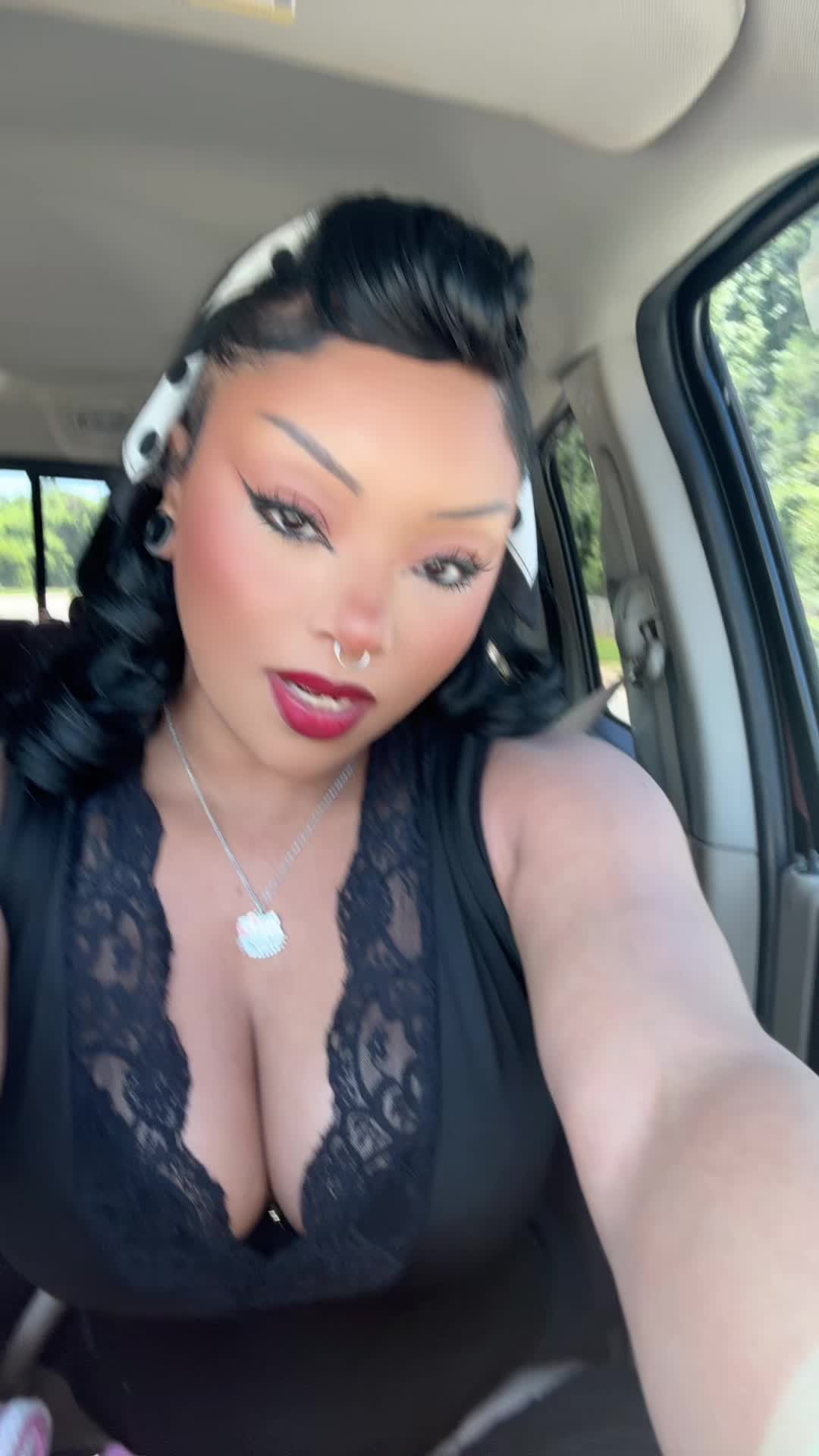 @SPOOKYBADDIE