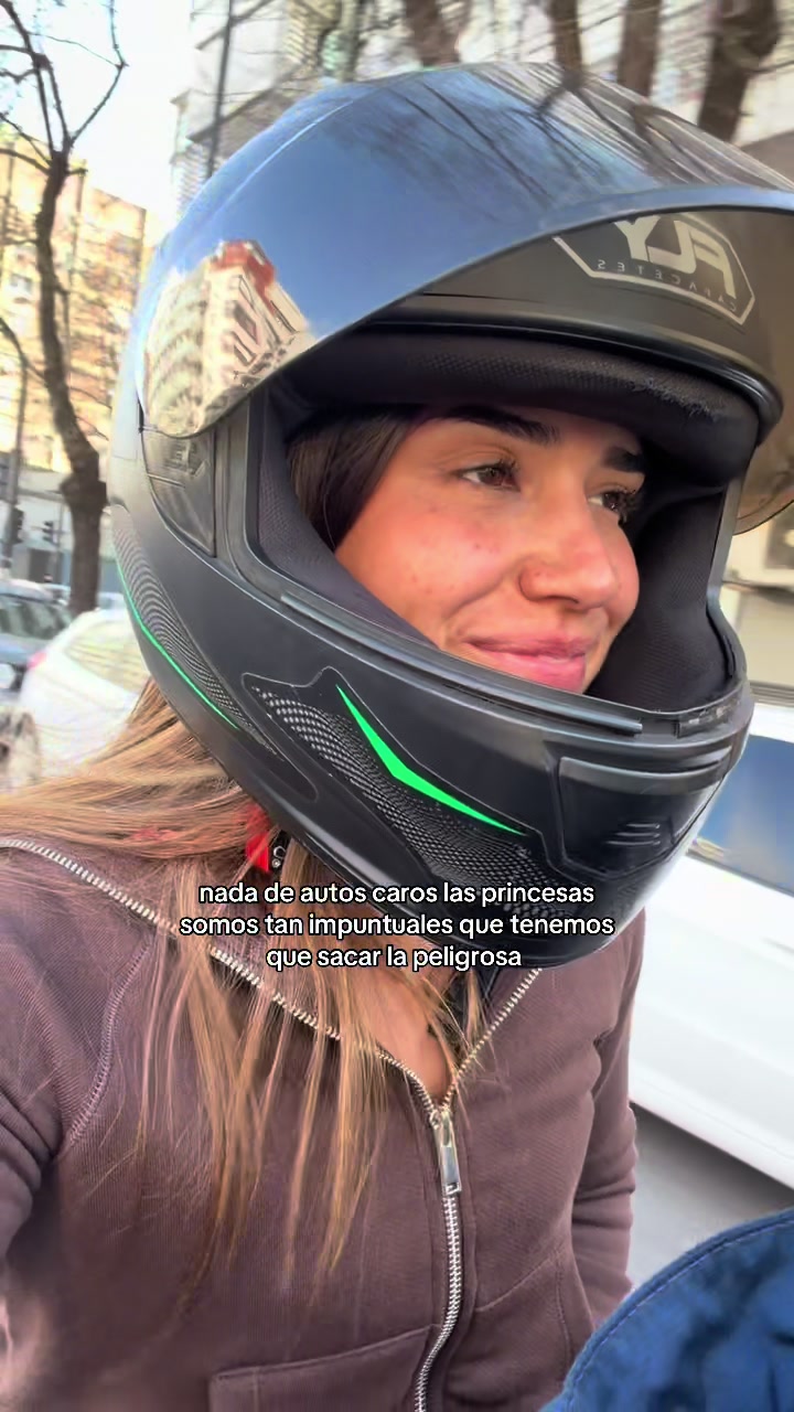 @Lola Tomaszeuski
