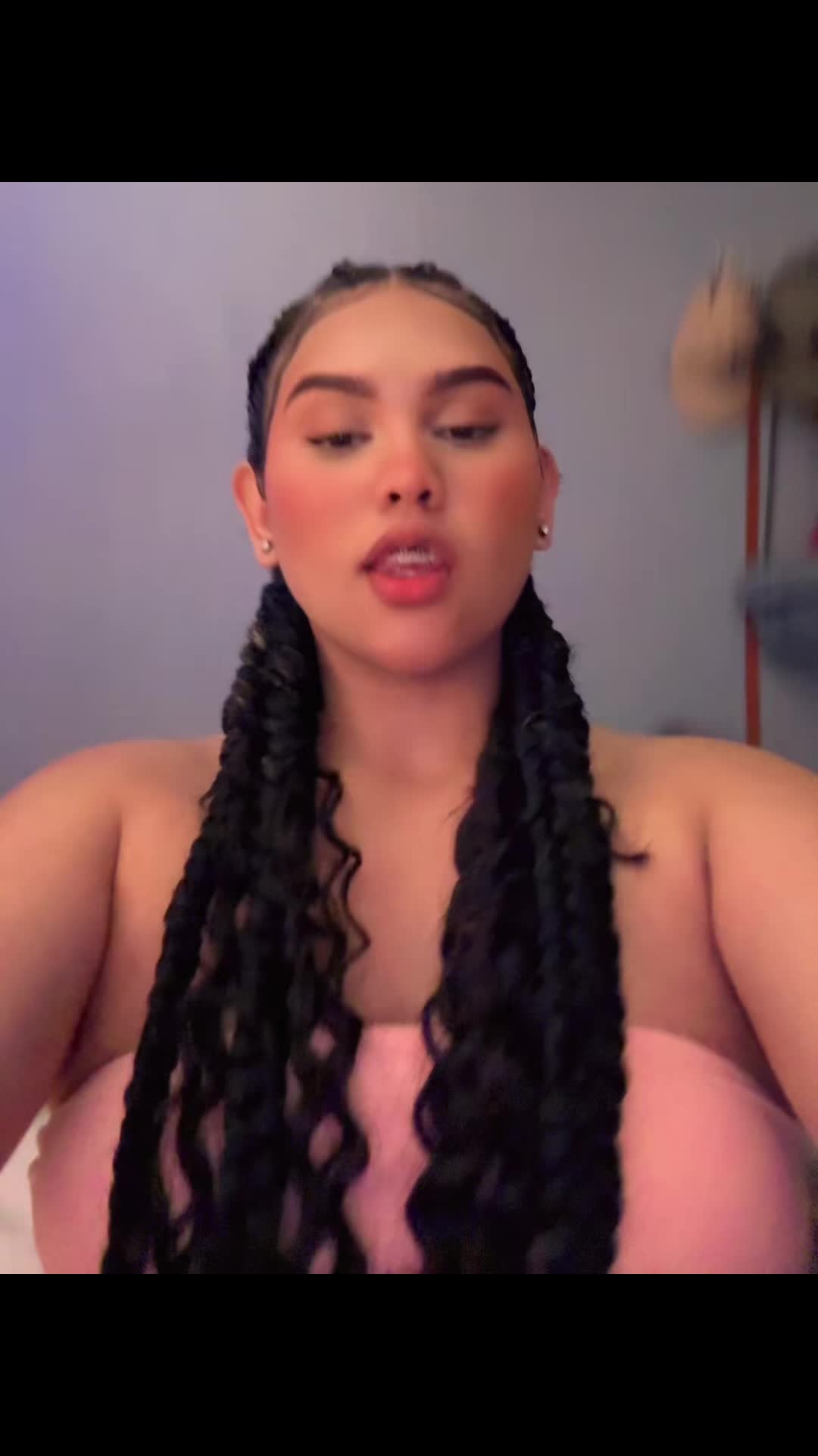 @️