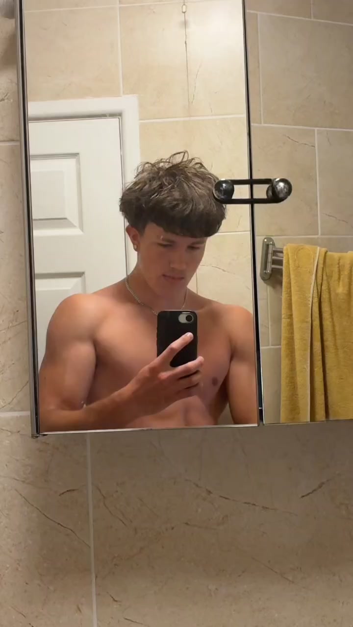 @Twinkboy