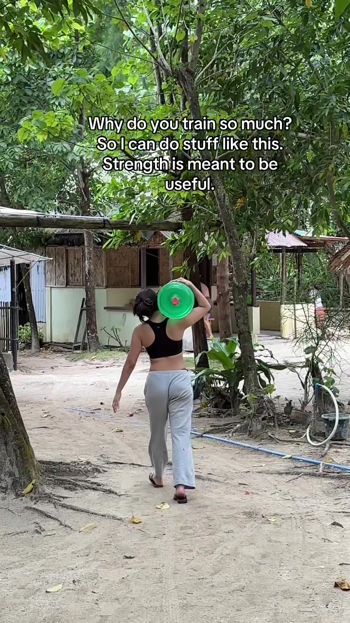@IAMANONAS