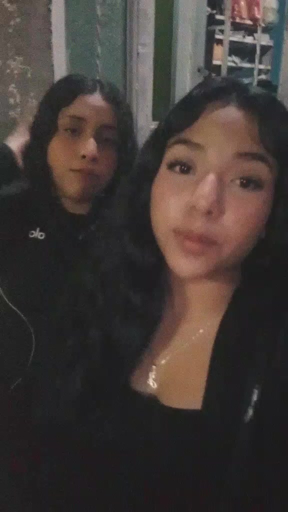 @Melani💫