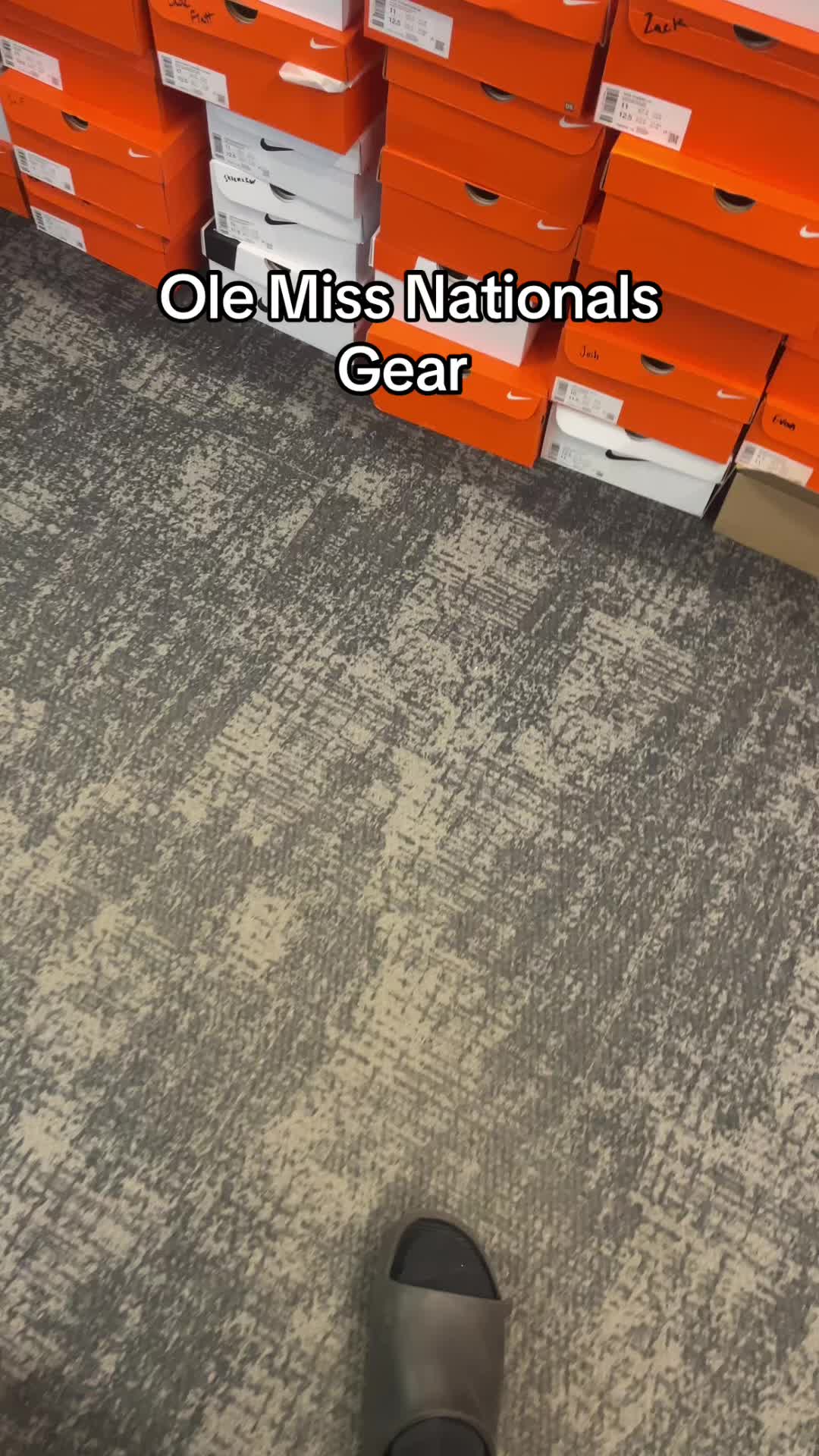 @JU🚀