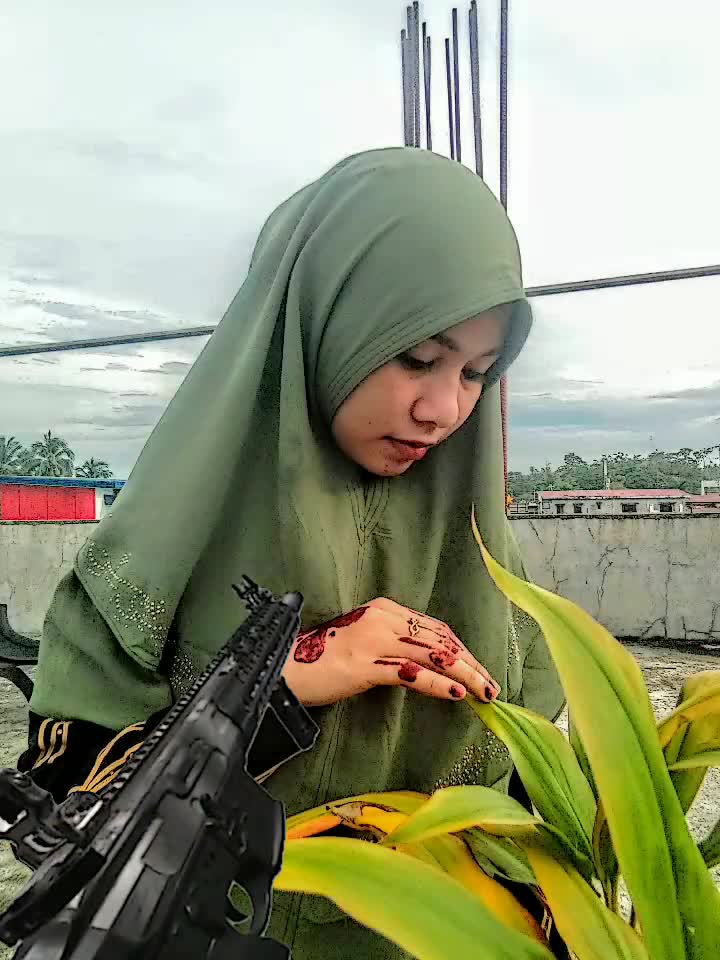 @Nhas19