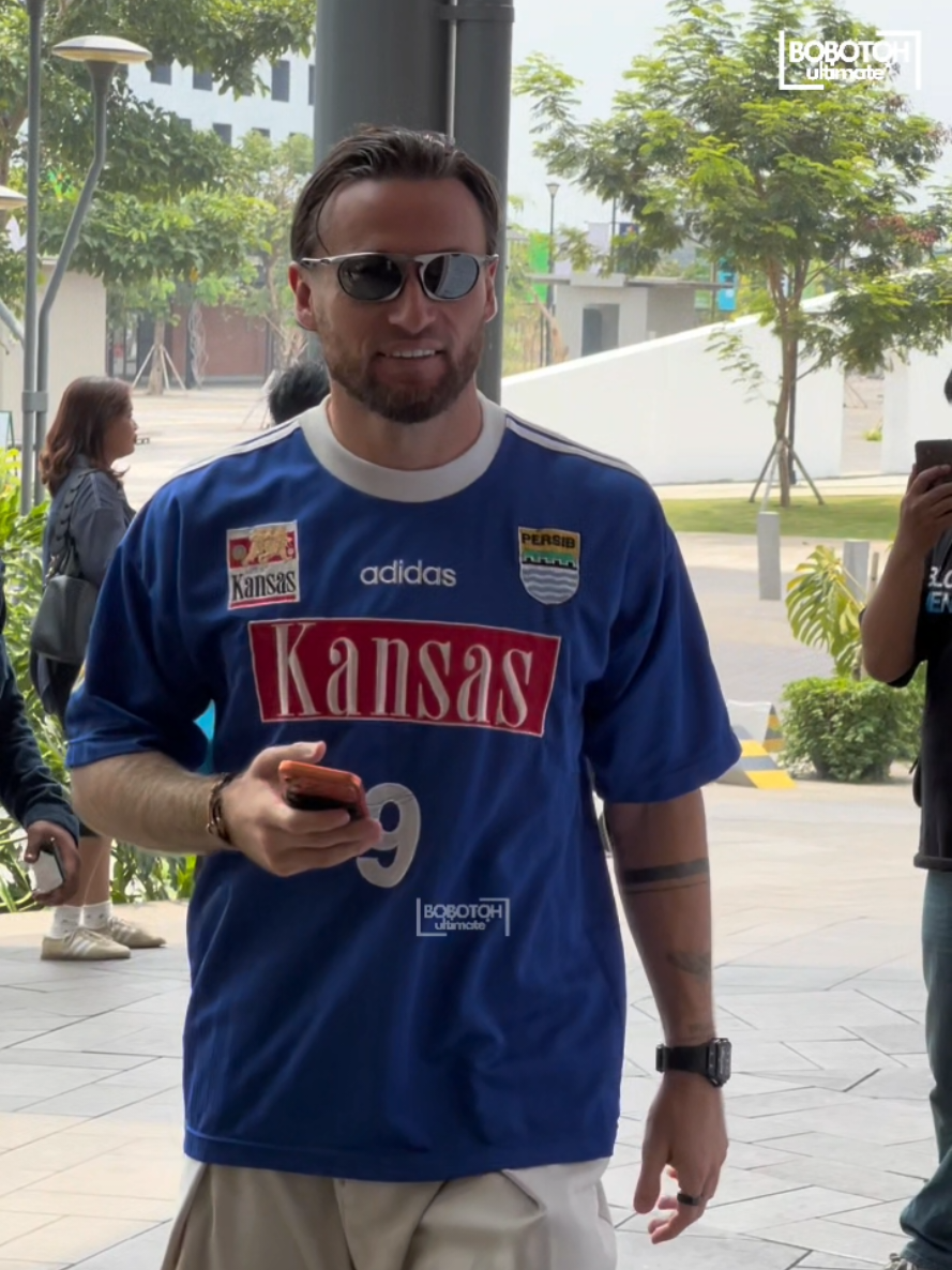 @Bobotoh Ultimate