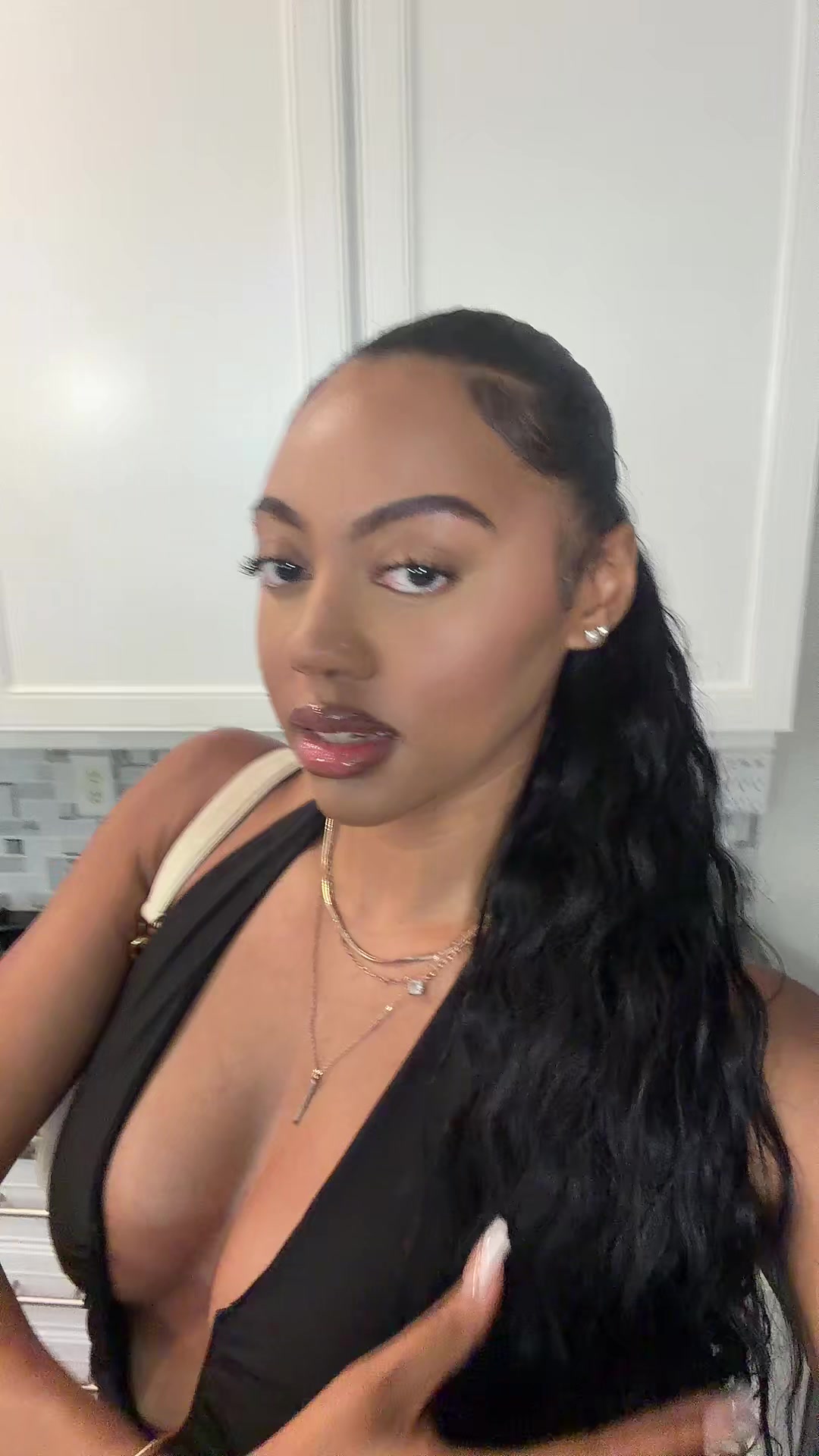 @Miani-Mesha on IG⭐️