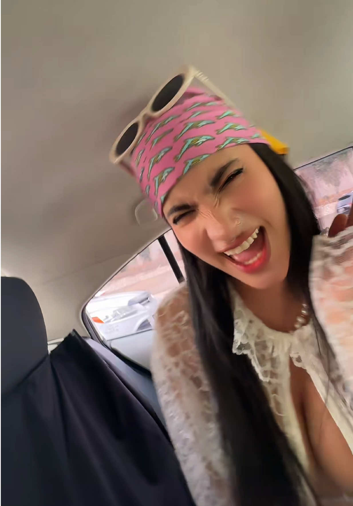 @Ela Rey