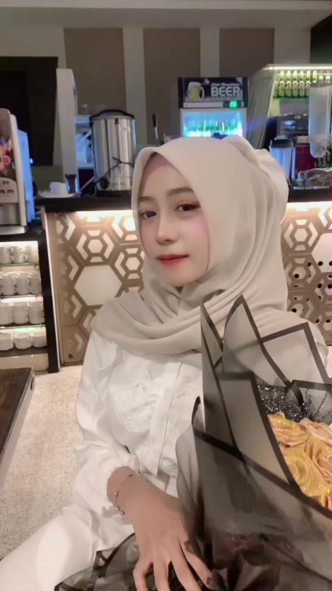 @nisnis18250